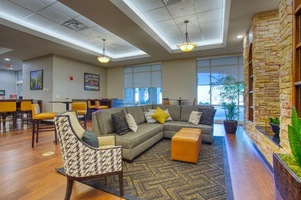 Drury Inn & Suites Near La Cantera image 5